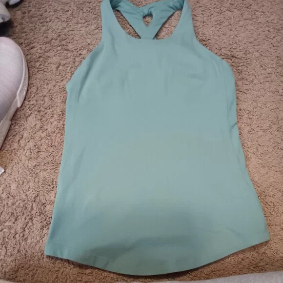 Green lulu tank⭐️ - Picture 2 of 4